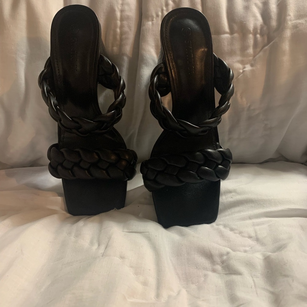 Black syktkm size 7